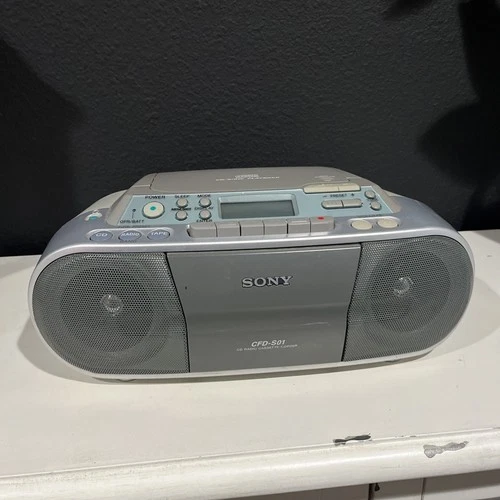 Vtg Sony CFD-S01 CD Radio Cassette Boombox Mega Bass CD-R RW Audio Portable Work