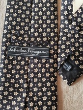 Cravatta Fiori Salvatore Ferragamo Originale