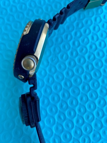 Golden Tuna 600 m Diver