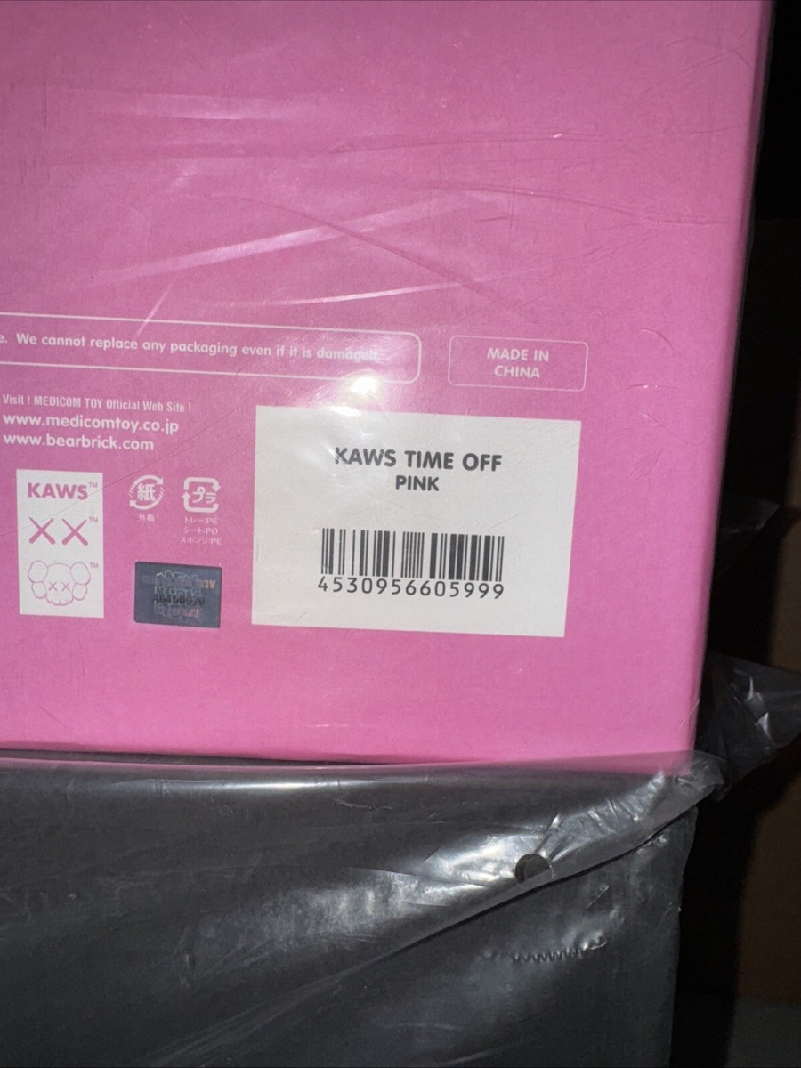 KAWS TIME OFF (FULL SET OF 3) Vinyl Figures Pink Blue Black