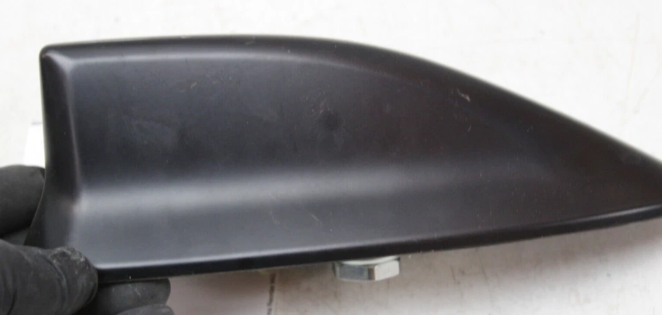 Conjunto de antena Subaru Outback 2016-19 OEM P/N 86321AL66A Foto 4 de 4