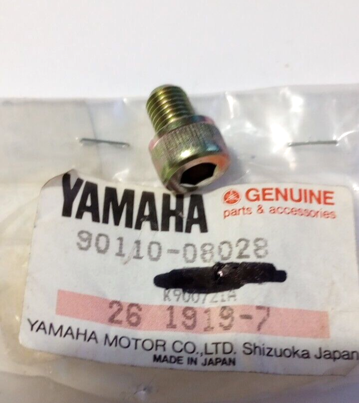 Yamaha Snowmobile Hex Bolt NOS 90110-08028 (L-9390) | eBay