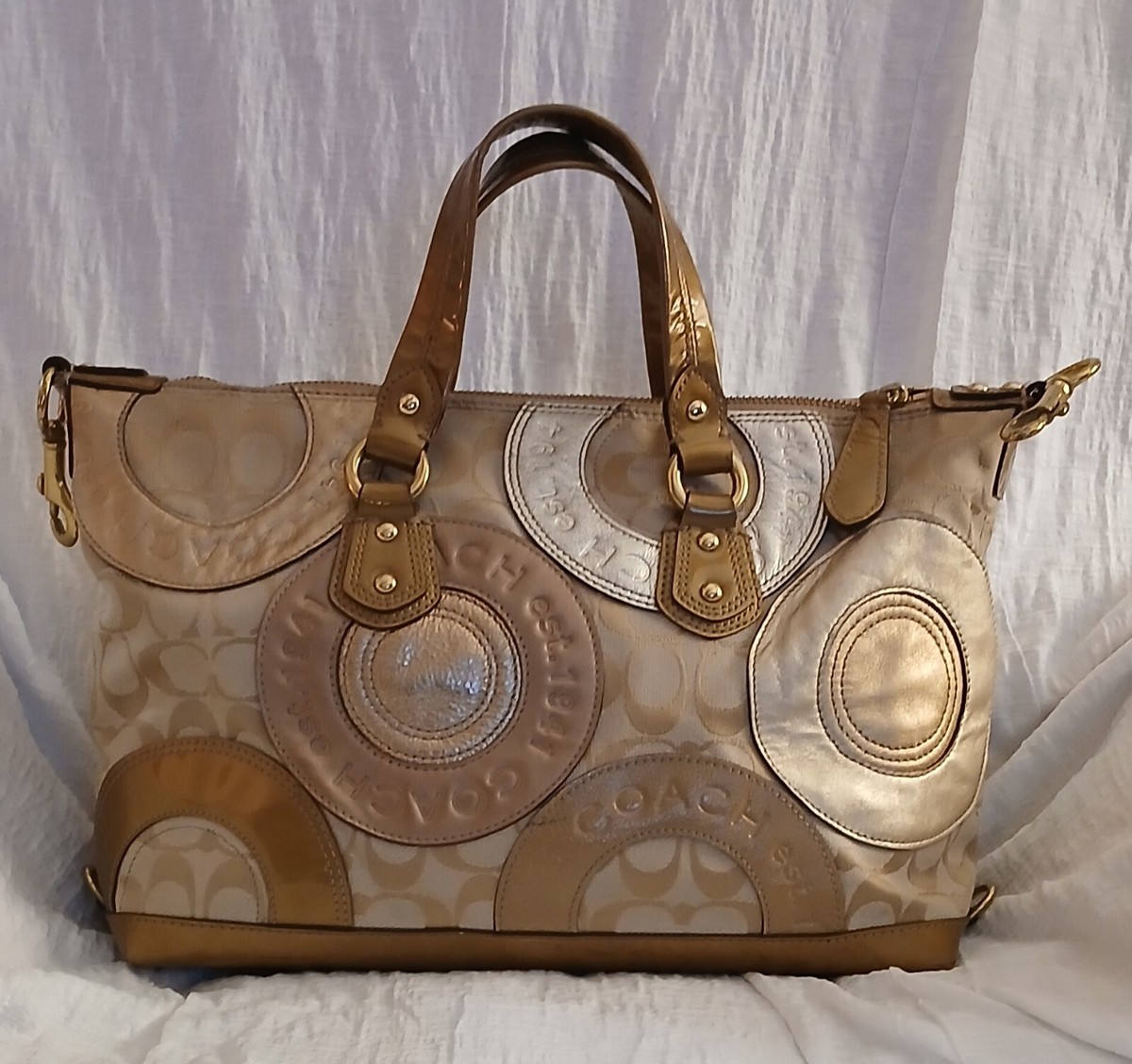 COACH ゴールド (2点) COACH Ashley Patchwork Satchel Handbag F15474 ~ Gold/Silver/Beige