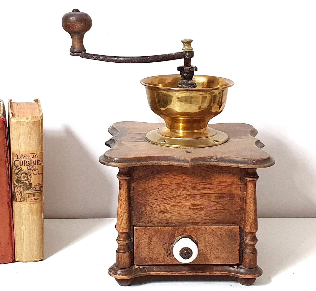 Antique spice clearance grinder