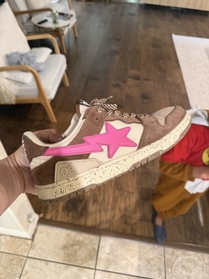 NIKE / Bathing Ape BAPE SK8 STA #6 in the popular Brown / Pink colorway.