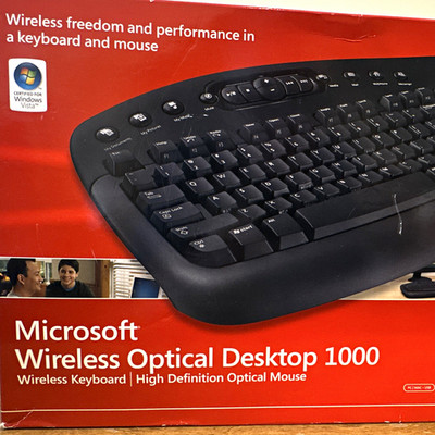 Microsoft Wireless Optical Desktop 1000 Keyboard & Mouse Spill-Resistant Black