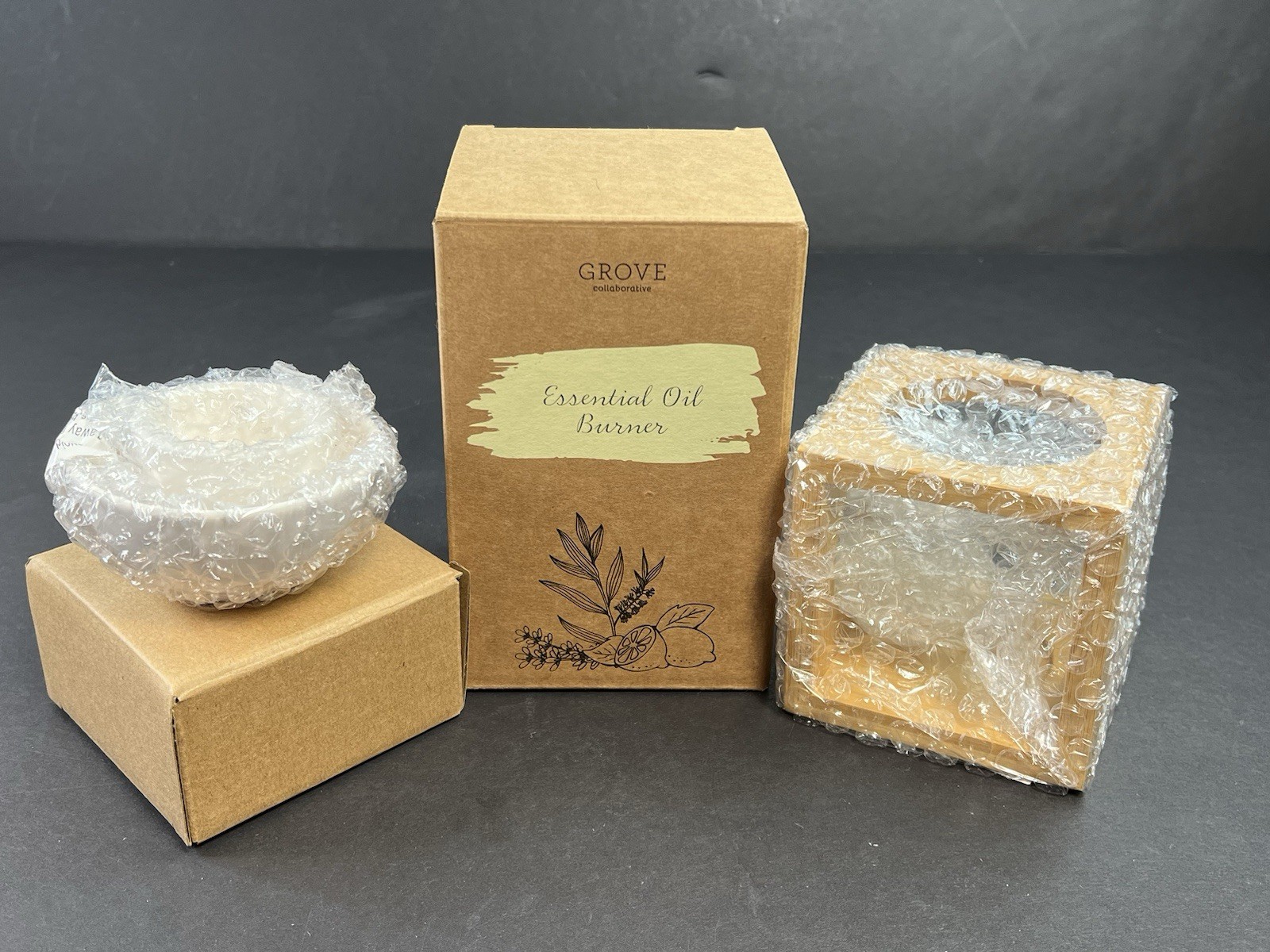 Grove Collaborative White Essential Oil Burner New Opened Box-image