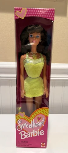 VTG 1997 MATTEL SWEETHEART BARBIE DOLL #18610 BRUNETTE ~ NRFB