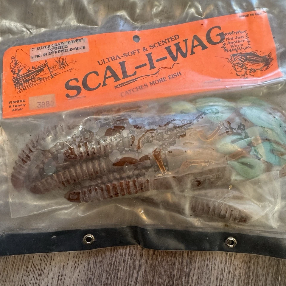 Lote de señuelos de pesca y cebo suave de colección raros coleccionables mezcla zoom mad man plantillas Foto 2 de 4