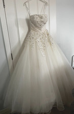 Justin Alexander Ivory Wedding dress size 8, worn once excellent condition