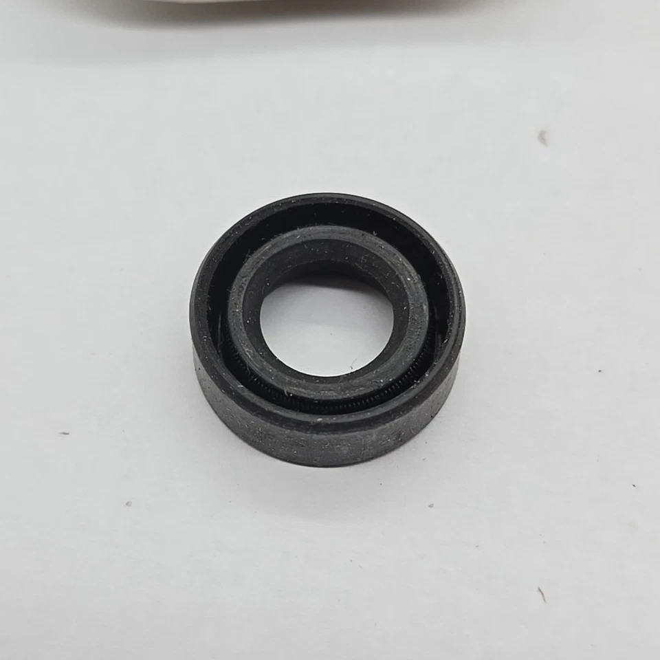 Automatic Transmission Manual Shaft Seal National 221207 - Image 3 of 4