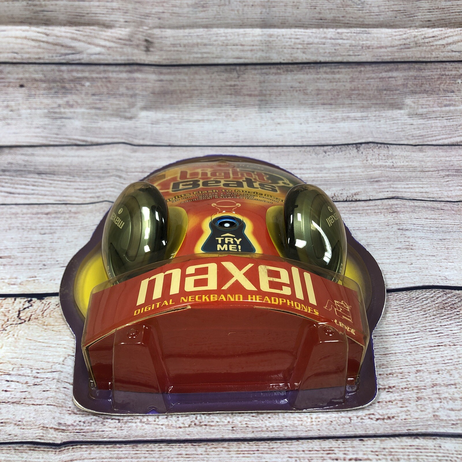 Vintage NOS Maxell Light Beats Headphones LB1s 190579 Flashing Sealed