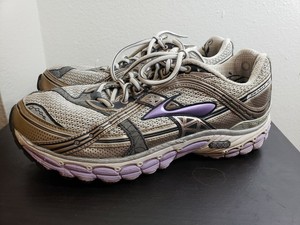 brooks adrenaline gts 18 confetti