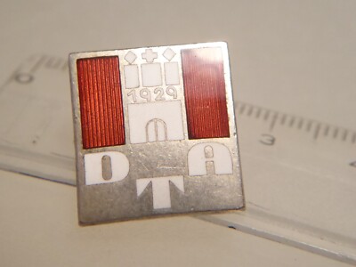 Abzeichen Metall Emaille DTA 1929 Hamburg Tor stilistisch Tennis? Tanzen? 3,9 g