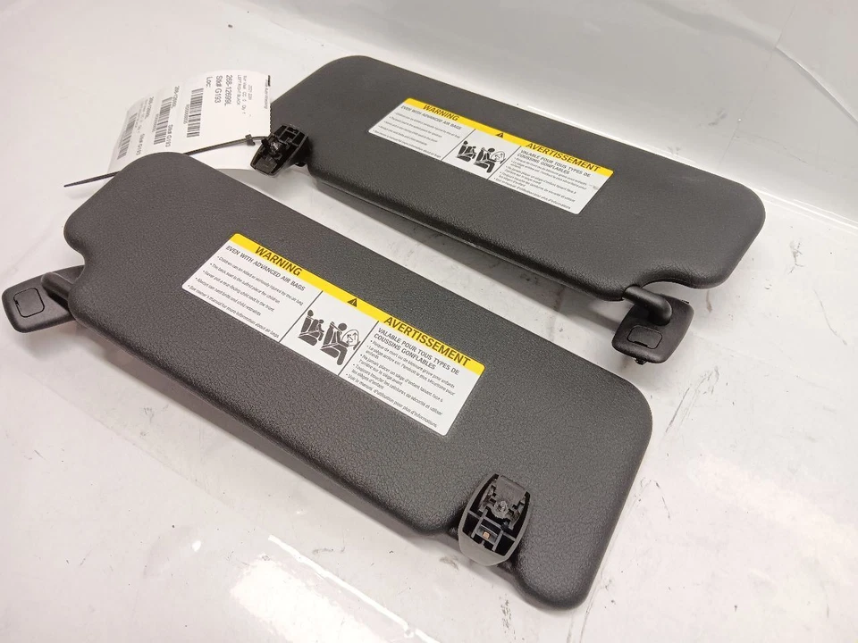 Sun Visor 黑色 2 件套遮阳板遮阳板黑色宝马 F44 GC 228iX M235iX 2020-2021 — 第 3/4 张图片