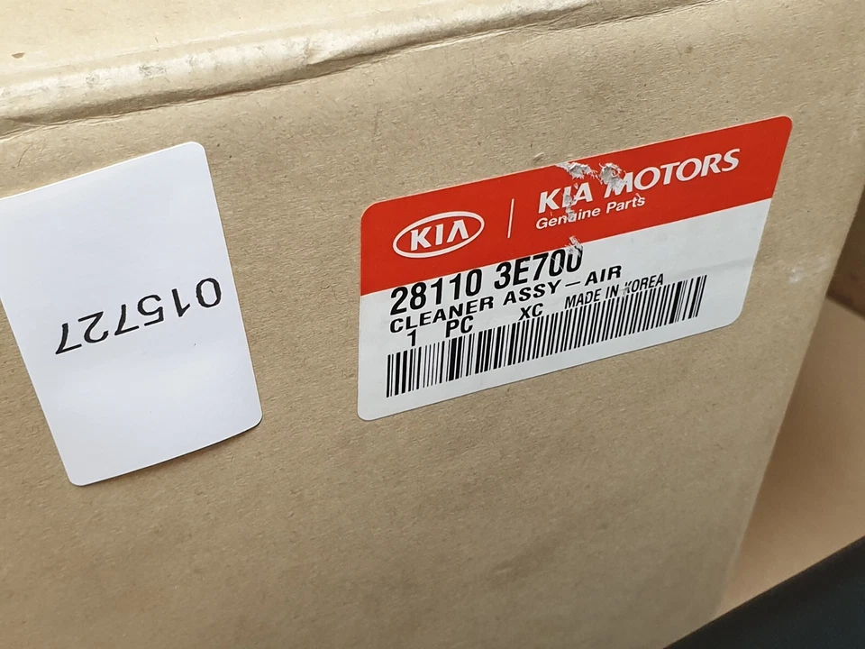 Kia Sorento Air Intake Cleaner Filter Box 2.5 CRDI 2006-2011 28110-3E700 Genuine - Image 4 of 4