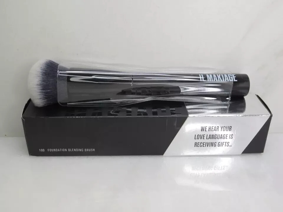 IL MAKIAGE 100 FOUNDATION BLENDING BRUSH BOXED LOT OF 2 eBay