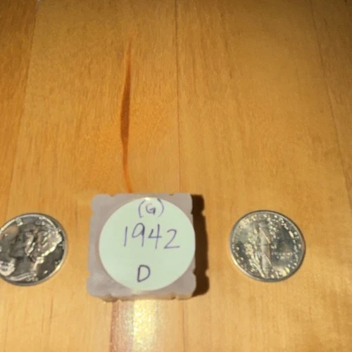 1942 D 50 coin uncirculated Mercury Dime silver roll.BU with some light toning.