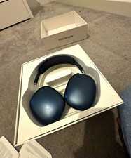 Apple AirPods Max 2 Wireless Bluetooth Over-Ear USB-C Headphones Blue A3454