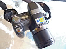 Sony Cybershot DSC-H5 7.2mp Digital Camera 12x Optical Image Case 4G