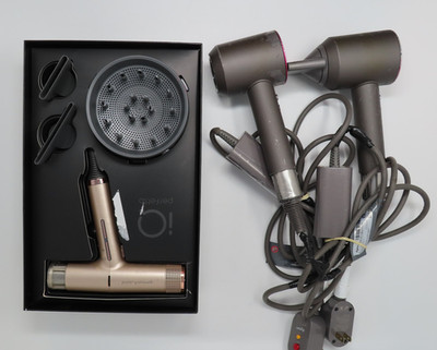 lot of 2 dyson hair dryer and 1 Gama IQ2 Perfetto for parts. not working.