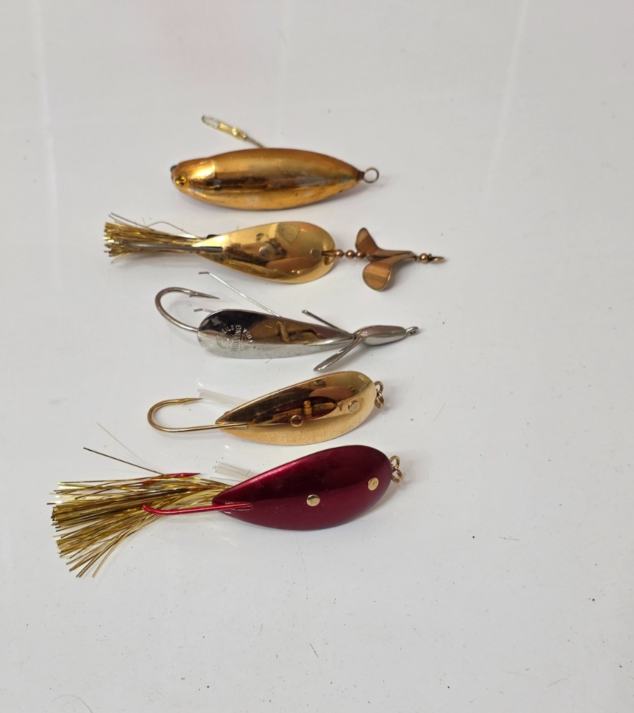 5) Vintage Assorted Johnny O'Neil Weed Wing Nemire Spoon Fishing