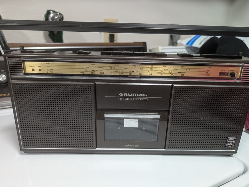 Vintage 1980s Grundig RR 350  Four Band Radio W/ Cassette Player W/ Super Stereo