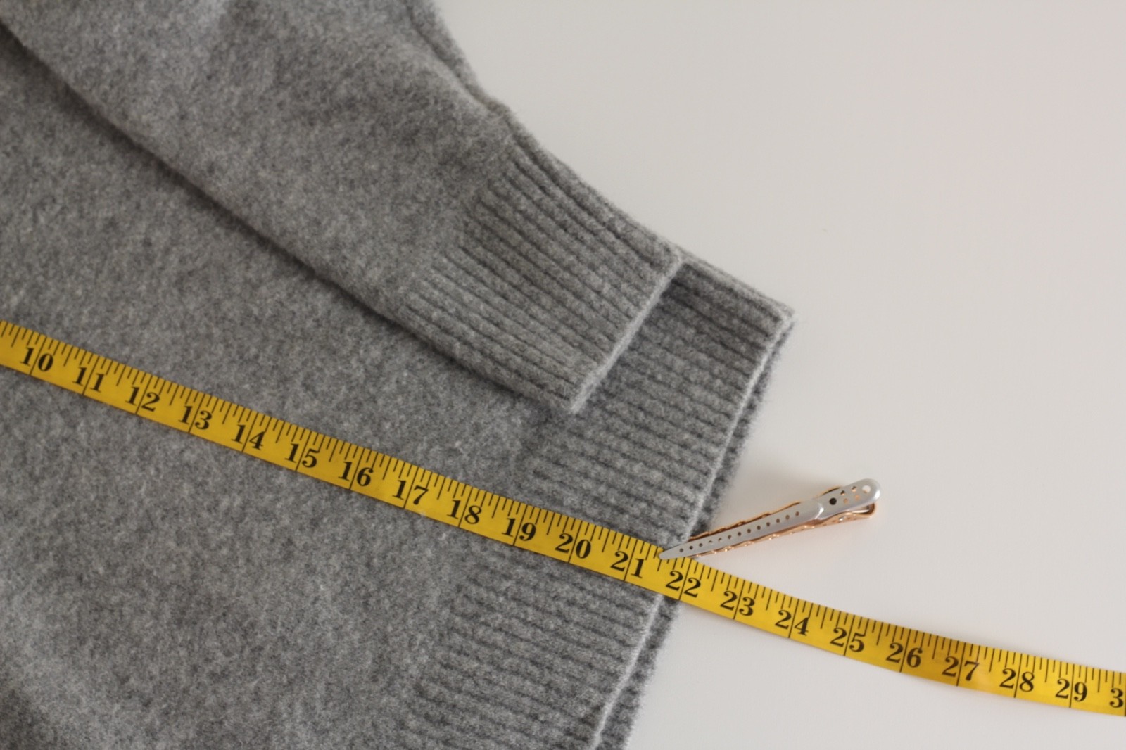 Zara sweater Women Size medium gray knit thumbnail 5