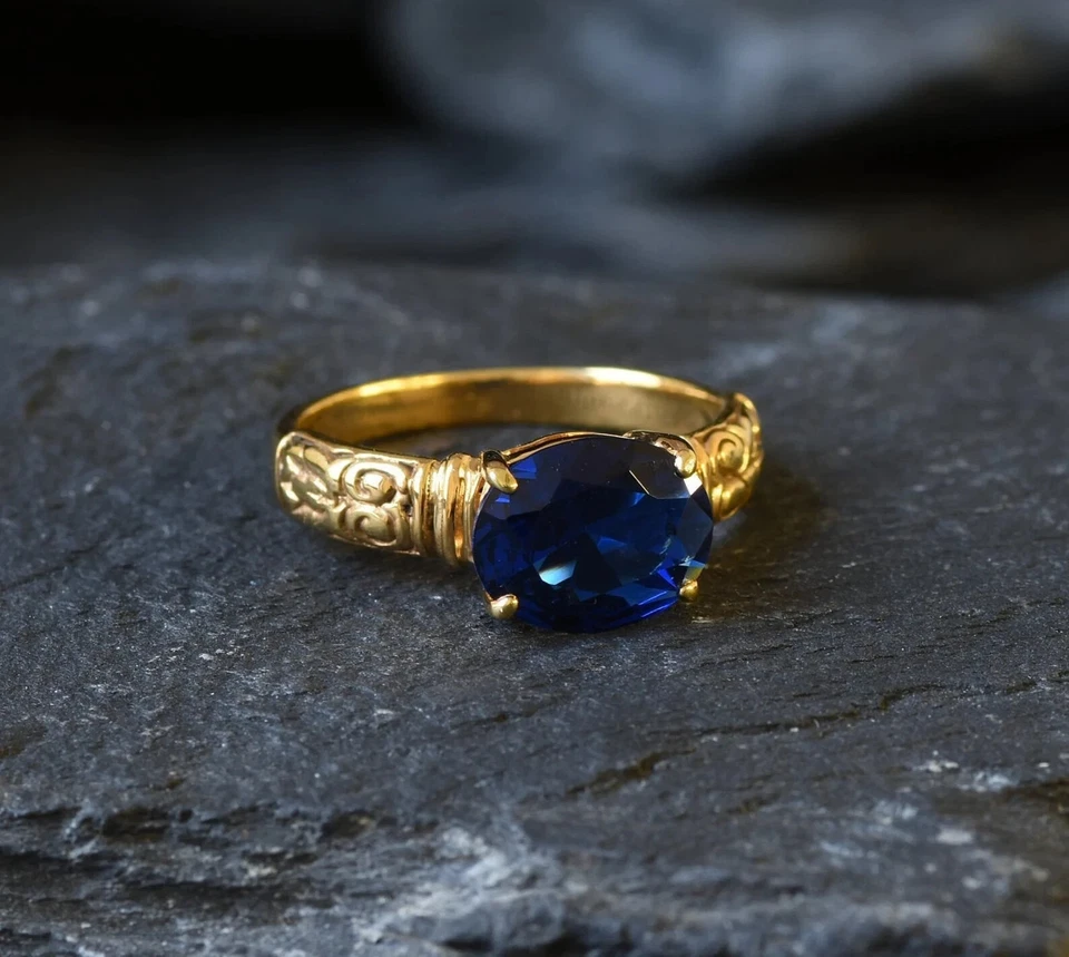 Alianza de diamantes y zafiros naturales de corte ovalado de 3,00 quilates de oro amarillo de 14 k talla 8 Foto 3 de 4