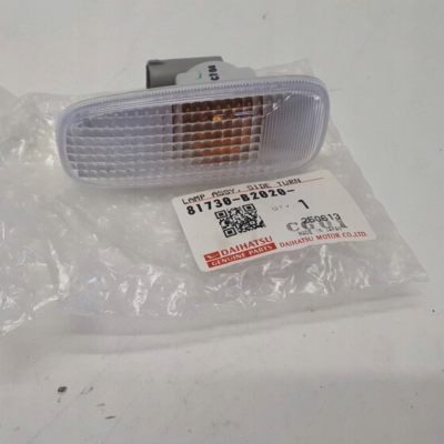 81730-B2020 Toyota Lamp assy, side turn signal, rh 81730B2020, New