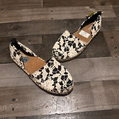 NWT Toms Katalina Women's US 7.5 Black White Floral Lace Flats