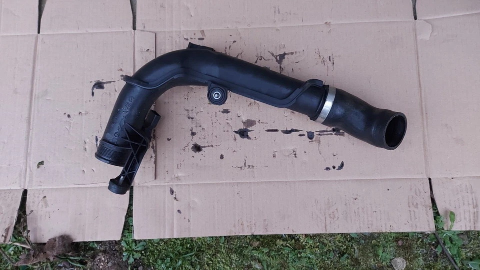 Durite Admission Air 1.6 TDI - Photo 2/3