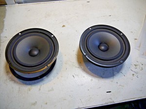linn helix speakers