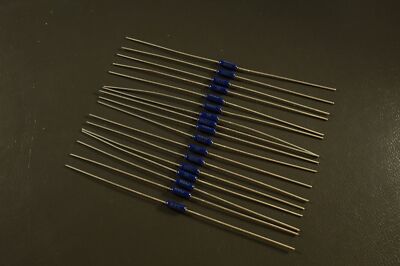 Lot of 17 RLR07C1102GS Vishay Metal Film Resistor 11k Ohm 250mW 1/4W 2% Axial