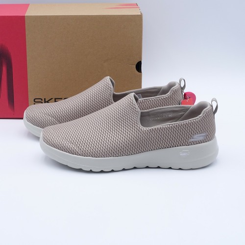 Size 12 Women's Skechers Go Walk Joy 