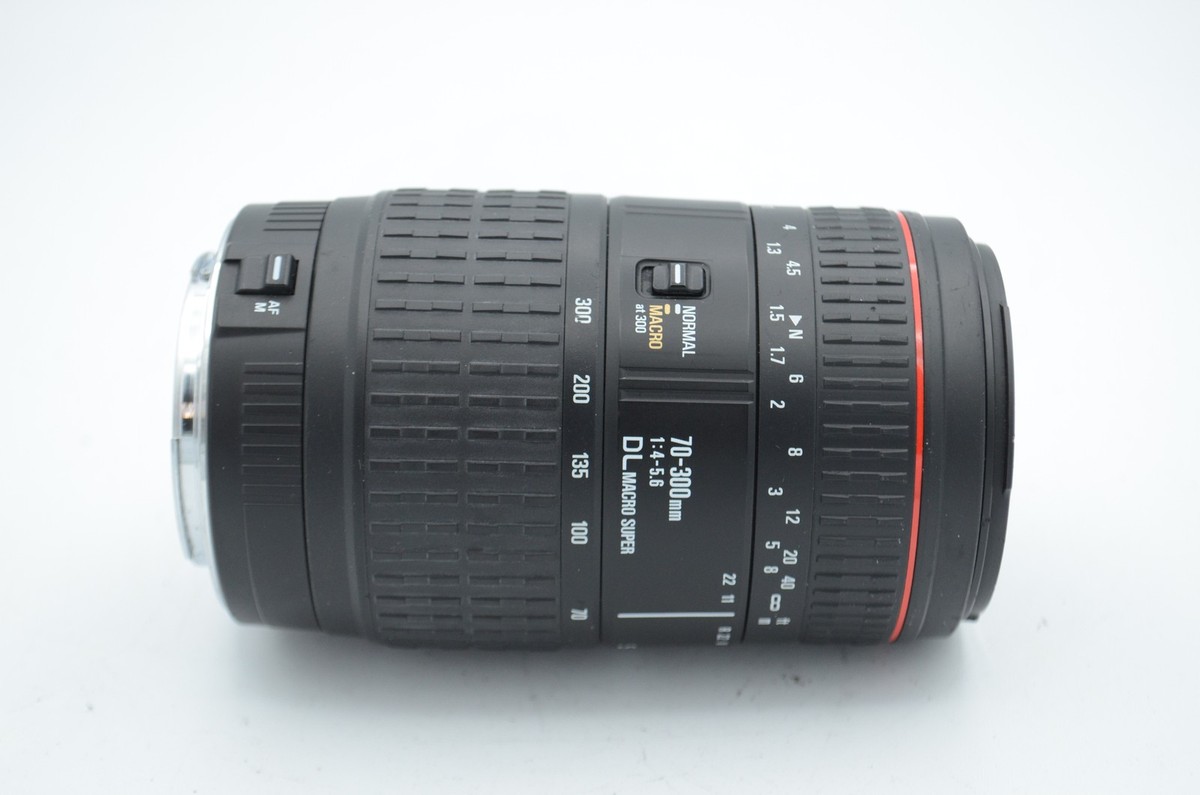 Sigma 70-300mm F/4-5.6 Macro DL Super Lens Canon EF-Mount {58