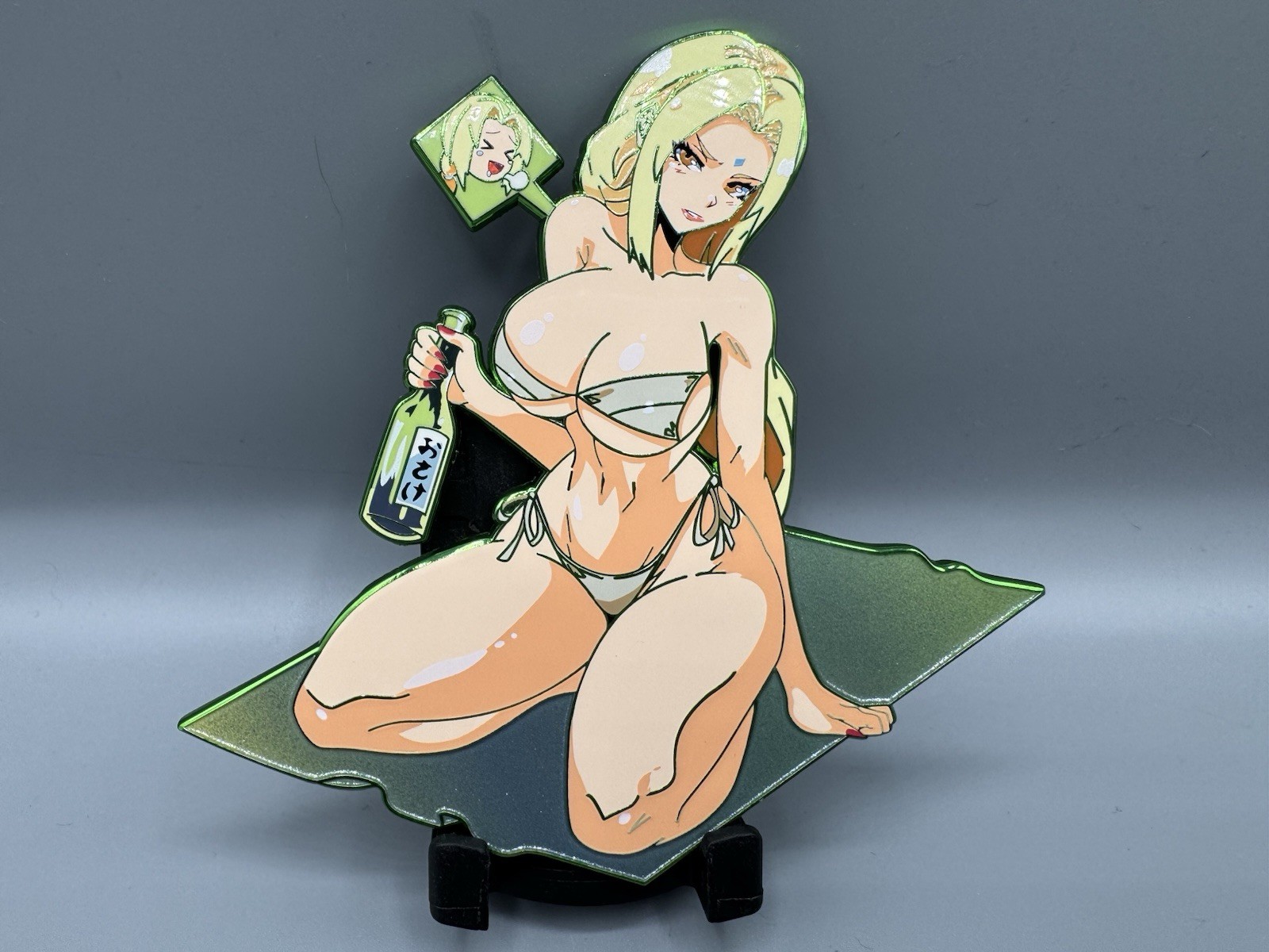 Pin esmaltado de bikini Naruto Tsunade anime