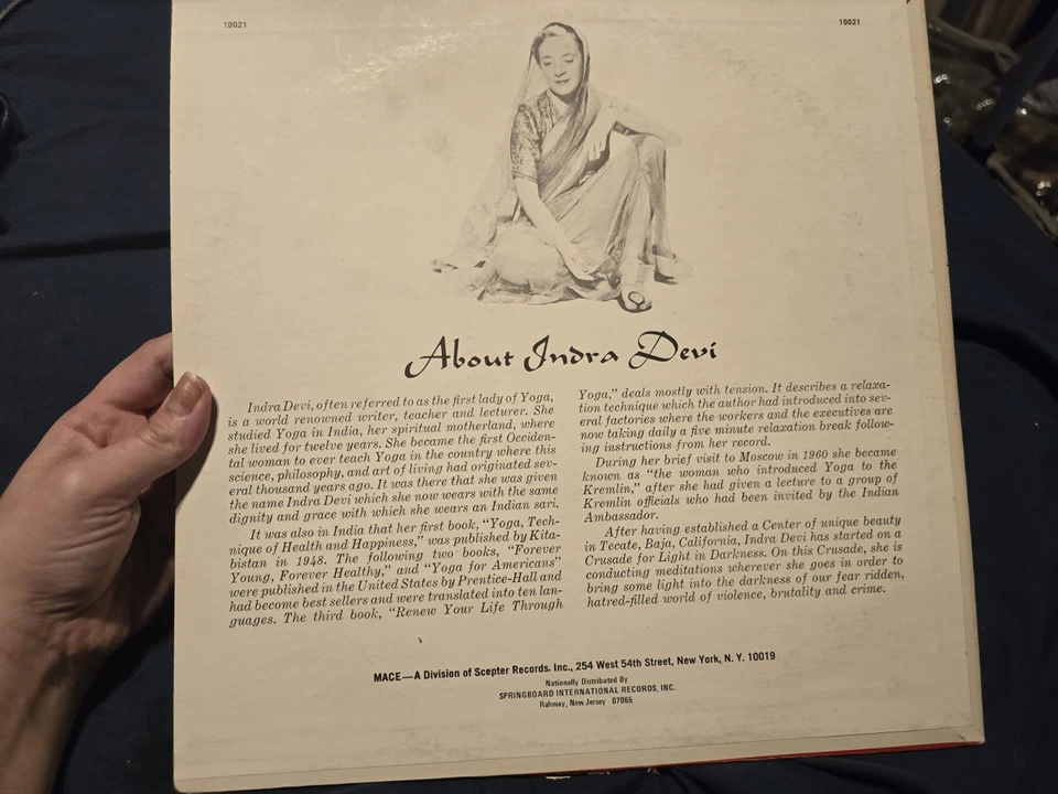 1-LP-MADAM INDRA DEVI-YOGA FOR AMERICANS-MACE RECORDS-MCM-10021-USA-GATEFOLD Foto 2 de 3