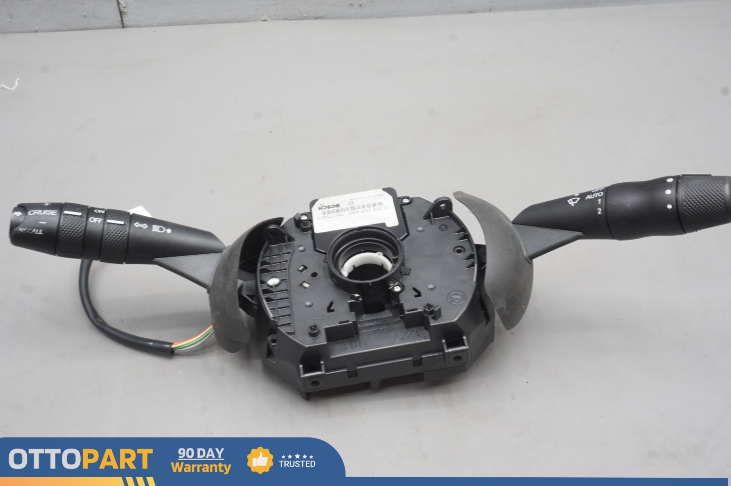 2004-2011 MASERATI QUATTROPORTE  Indicator Cruise Control Wiper Stalks OEM