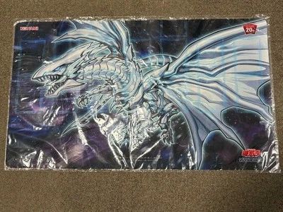 Yugioh Playmat Blue-Eyes Alternative White Dragon Duel Field - Bild 1 von 3