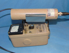 Ludlum 3 w/44-2 Radiation Meter Geiger