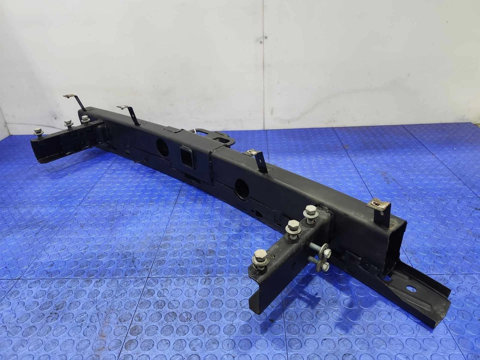 Parachoques trasero Chevy Tahoe 2015-2020 barra de impacto refuerzo OEM 22806381 Foto 4 de 4