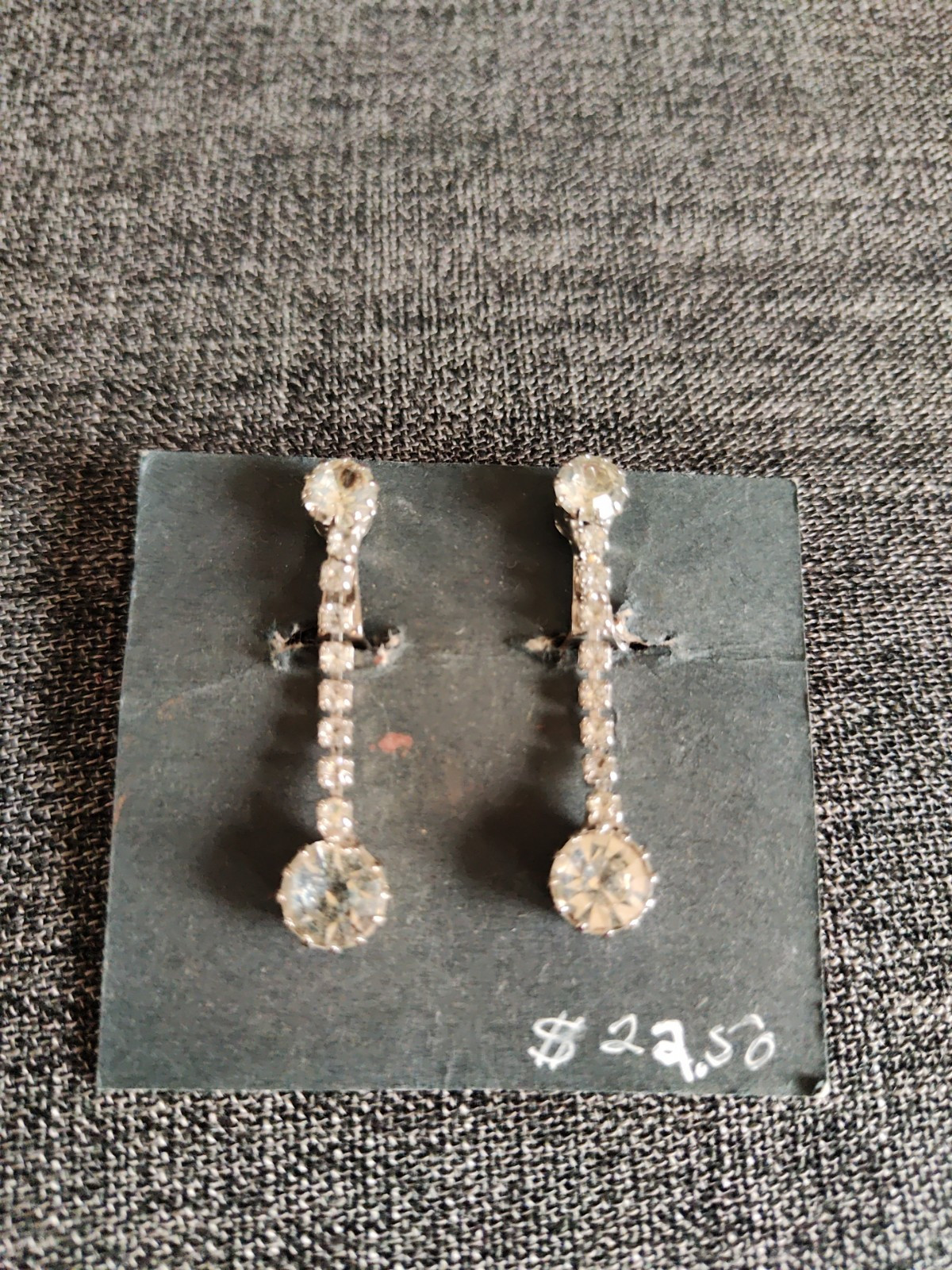 Unsigned Vintage Dangle Prong Set Rhinestones Cli… - image 3