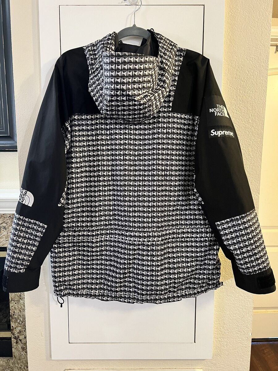 Supreme X The North Face Studded Mountain Light Jacket Supreme X The North Face Studded Mountain Light Jacket