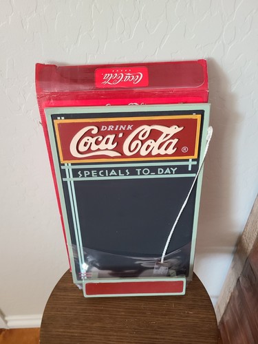 Insegna pubblicitaria in legno su lavagna vintage Coca Cola. Nuovo - Foto 3 di 9