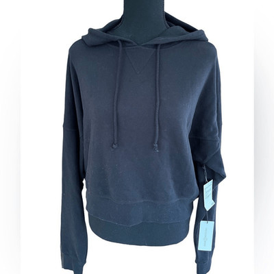 New with tags Treasure & Bond black cropped hoodie with drop shoulders size S.