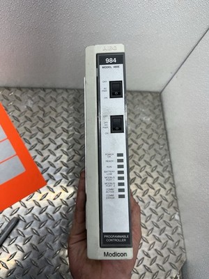 Schneider PC-984-480E AEG Modicon Programmable Controller