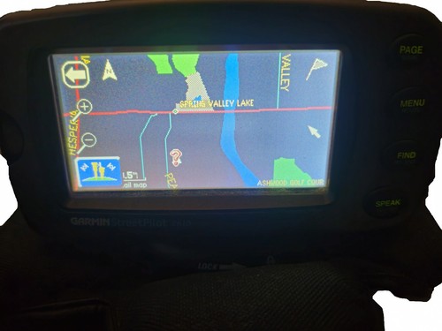 Garmin Street Pilot 2610 w/ sandbag mount and 120VAC adapter