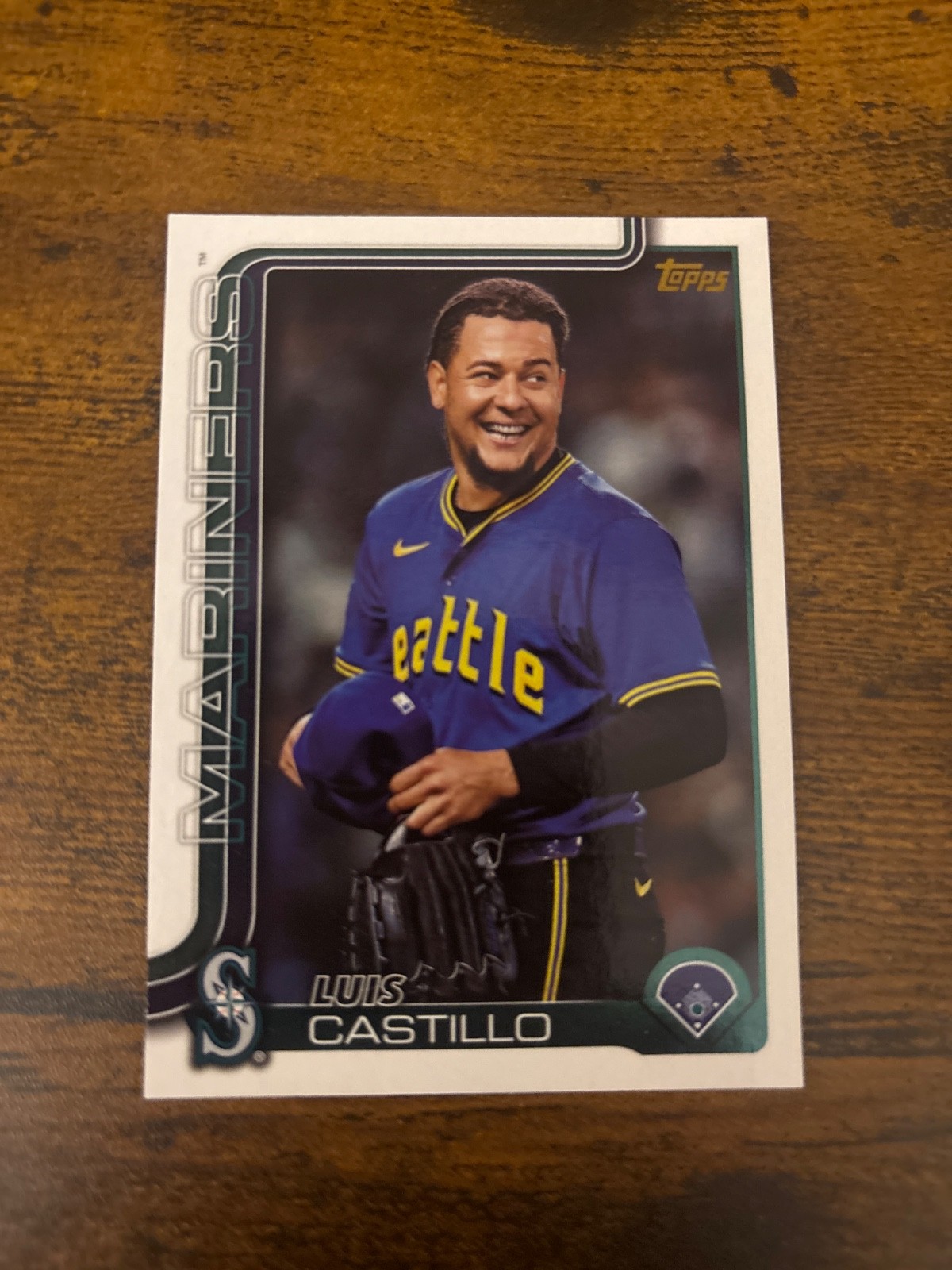 2025 Topps Series 1 LUIS CASTILLO Golden Mirror SSP # 73 Seattle Mariners