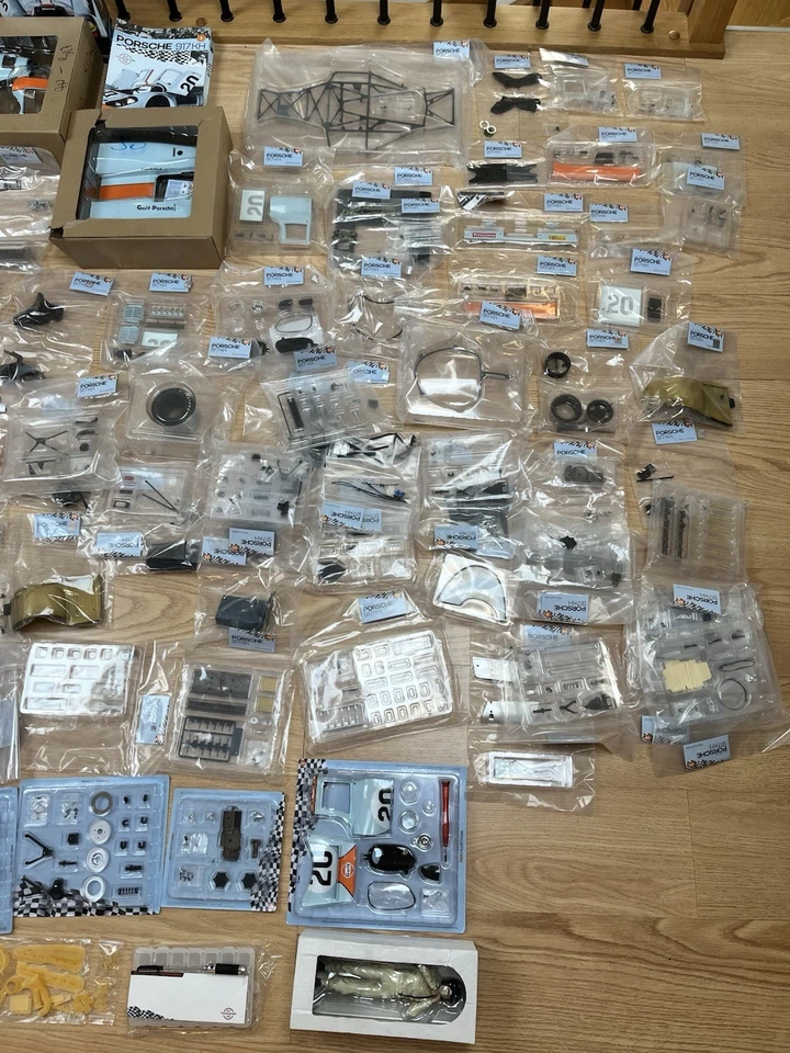 IXO 1/8 Porsche 917K Gulf  LeMans Full Kit 1-100 Più Extra (no Pocher) - Immagine 3 di 4